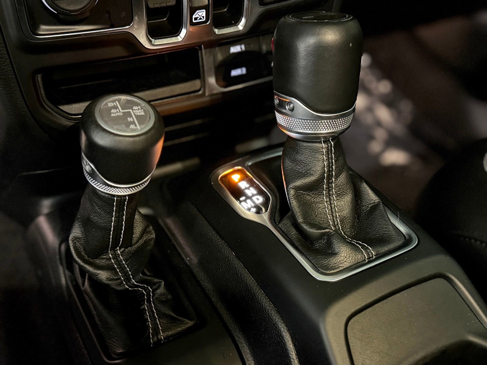 Used 2023 Jeep Wrangler Unlimited Sahara image 29