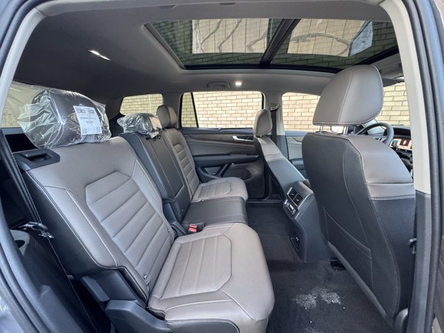 New 2026 Volkswagen Atlas SEL image 8