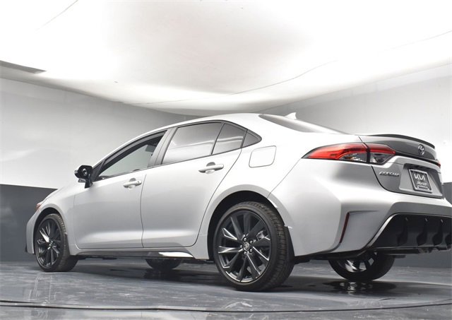 Used 2025 Toyota Corolla SE image 34