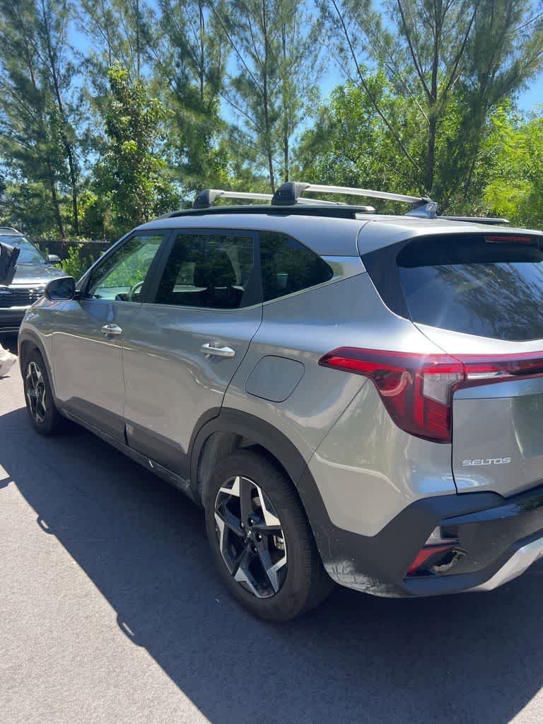 Certified 2026 Kia Seltos EX FWD image 11