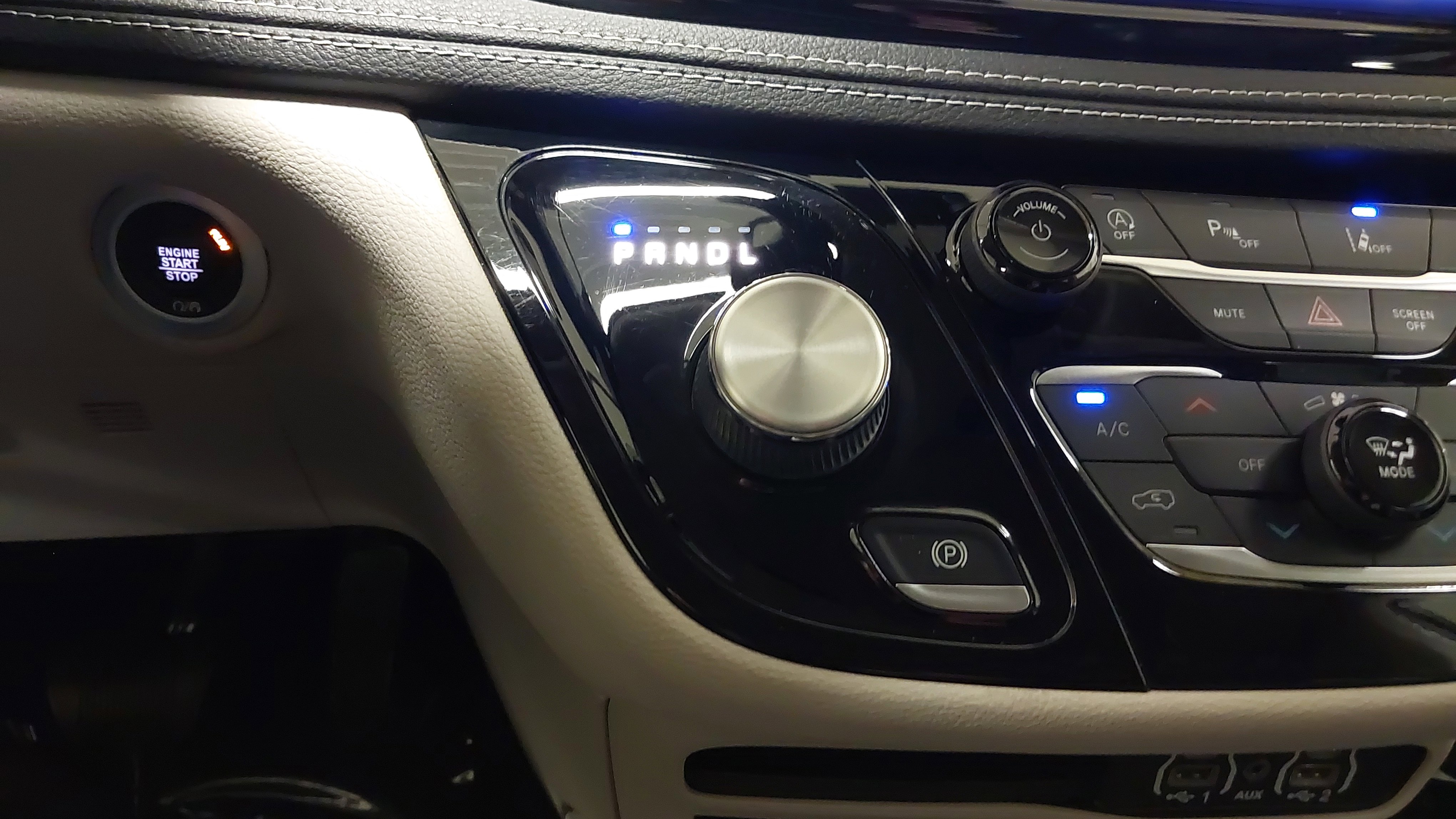 Used 2022 Chrysler Pacifica Touring-L image 22