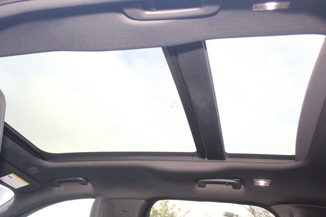 New 2026 Jaguar F-PACE R-Dynamic S image 23