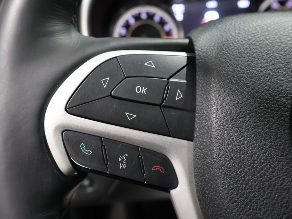 Used 2015 Jeep Cherokee Trailhawk w/ Comfort/Convenience Group image 44