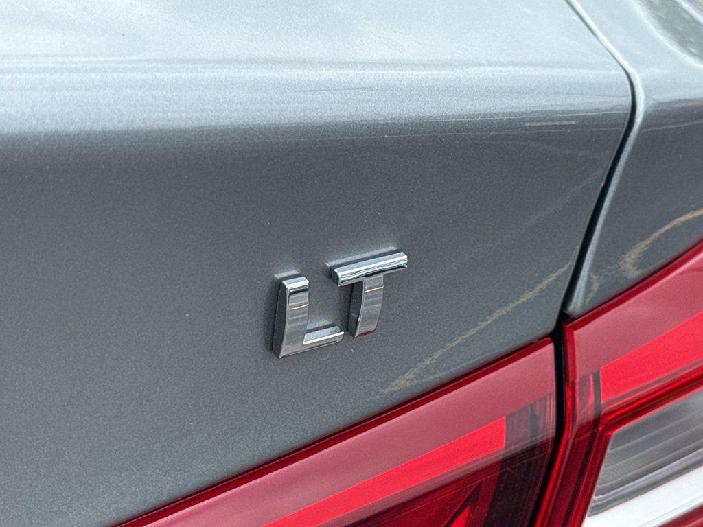 Used 2024 Chevrolet Malibu LT FWD image 8