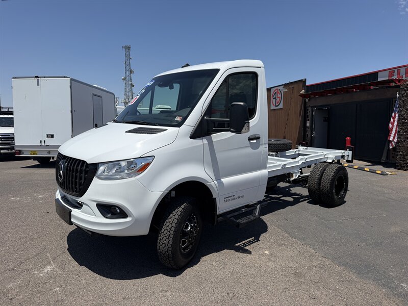 Used 2023 Mercedes-Benz Sprinter 3500 image 6