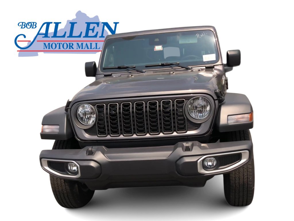 New 2025 Jeep Gladiator Sport image 3
