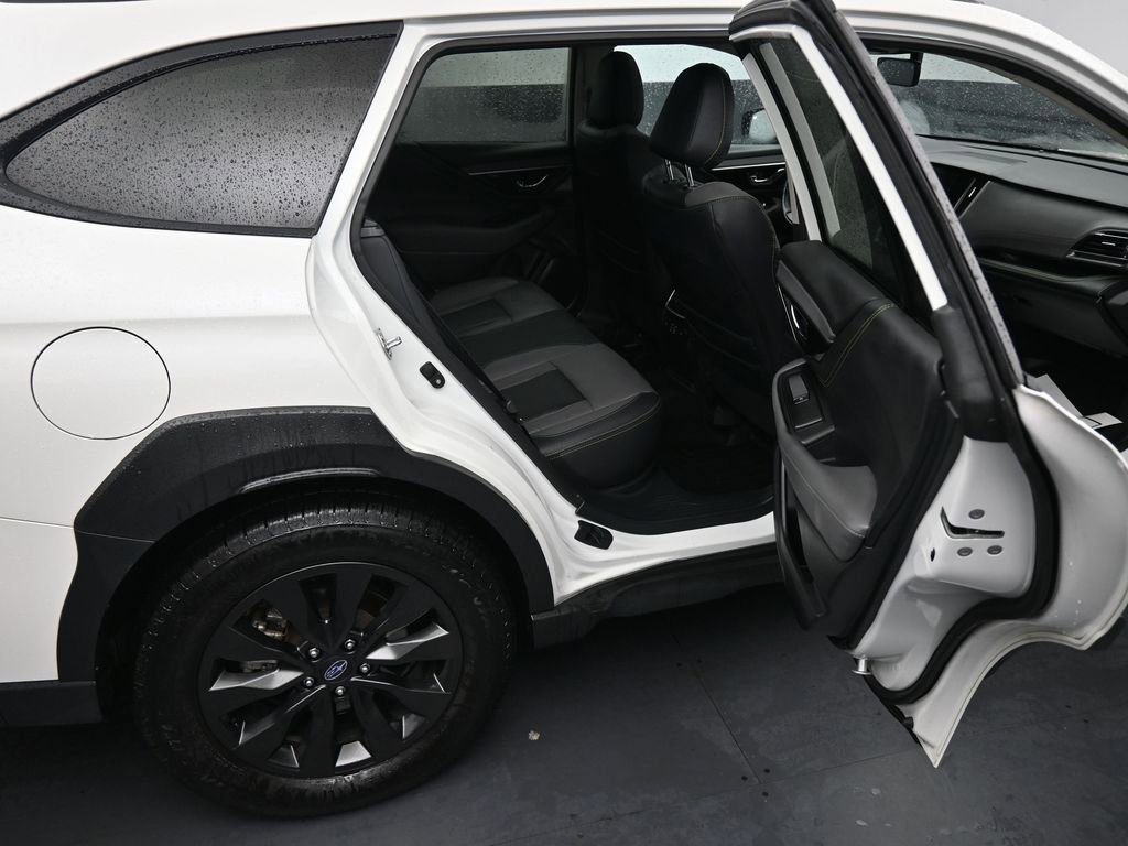 Used 2025 Subaru Outback Onyx Edition XT image 10