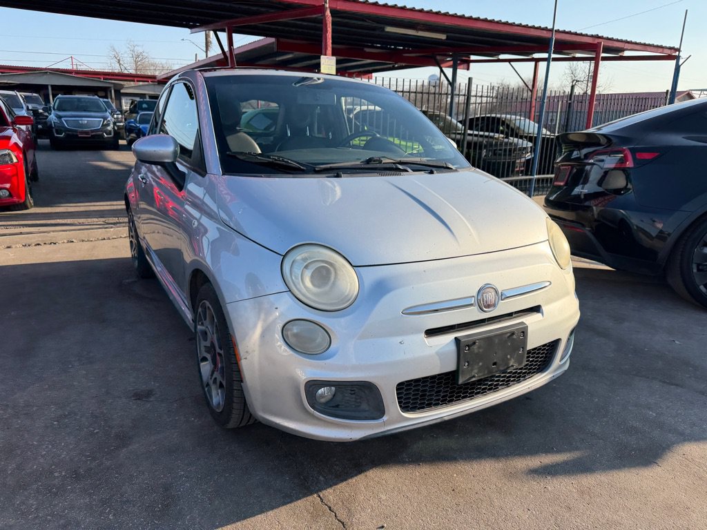 Used 2012 FIAT 500 Sport w/ Safety & Convenience Pkg FWD image 8
