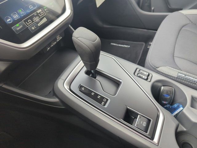 Used 2025 Subaru Crosstrek 2.0i Premium image 30
