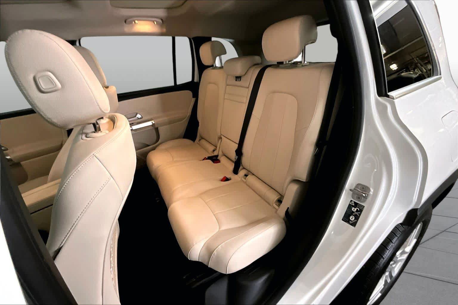 Certified 2023 Mercedes-Benz GLB 250 4MATIC image 21