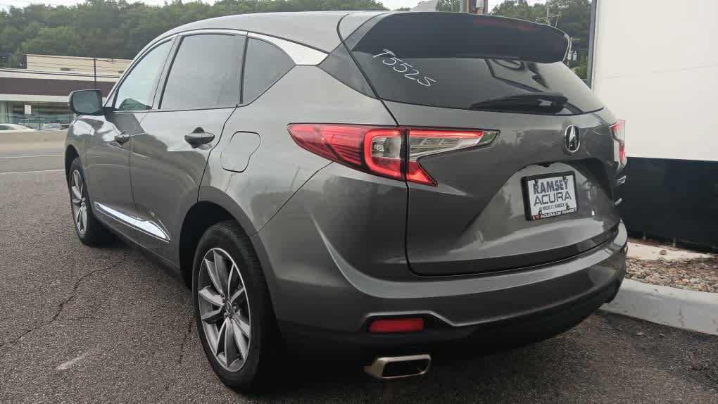 Used 2023 Acura RDX w/ Technology Package AWD/4WD image 3