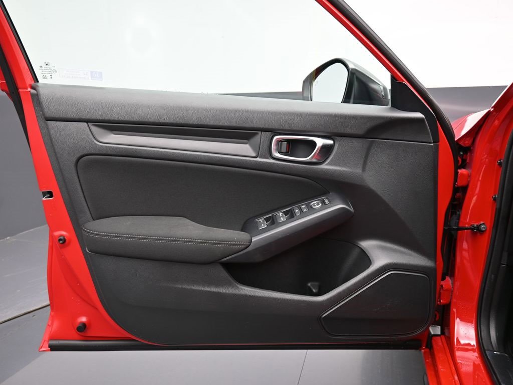 Certified 2025 Honda Civic Sport image 30