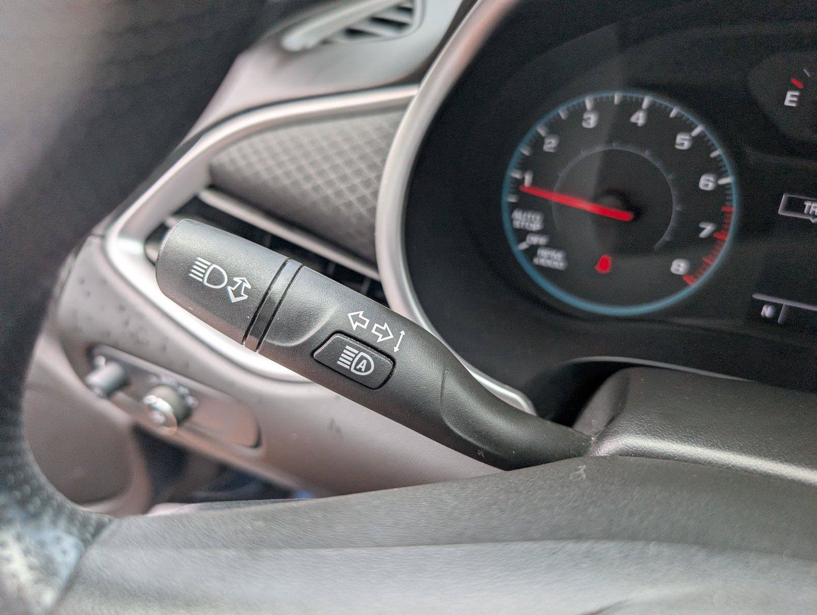Used 2025 Chevrolet Malibu LT FWD image 26