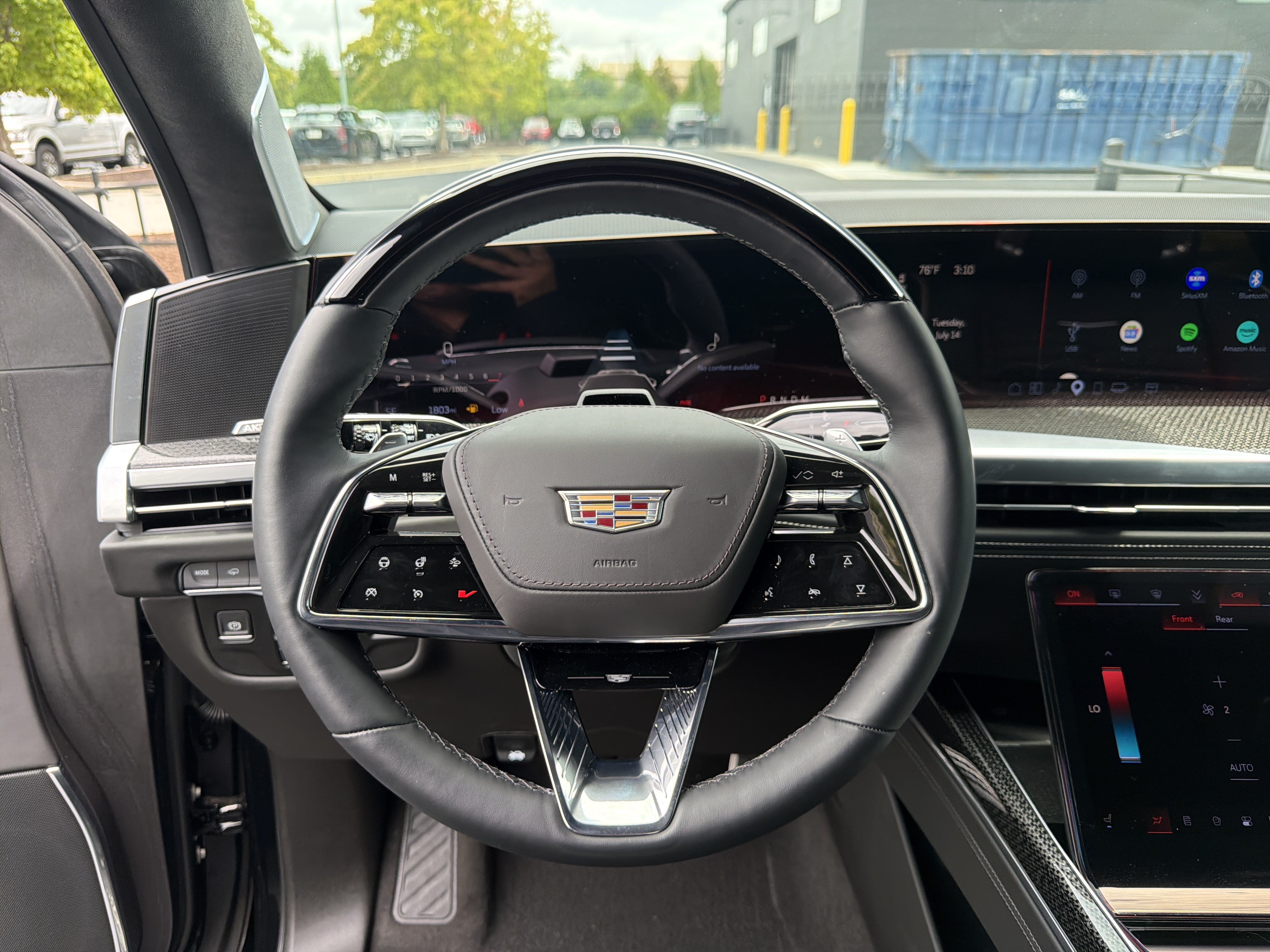 Used 2025 Cadillac Escalade V w/ LPO, ONYX Package AWD/4WD image 10