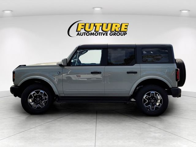 New 2026 Ford Bronco Outer Banks image 7