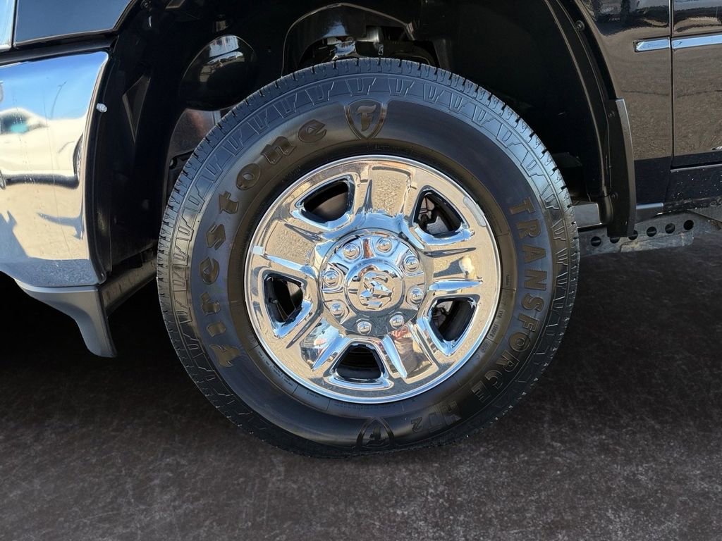 Used 2024 RAM 3500 Tradesman w/ Chrome Appearance Group image 9