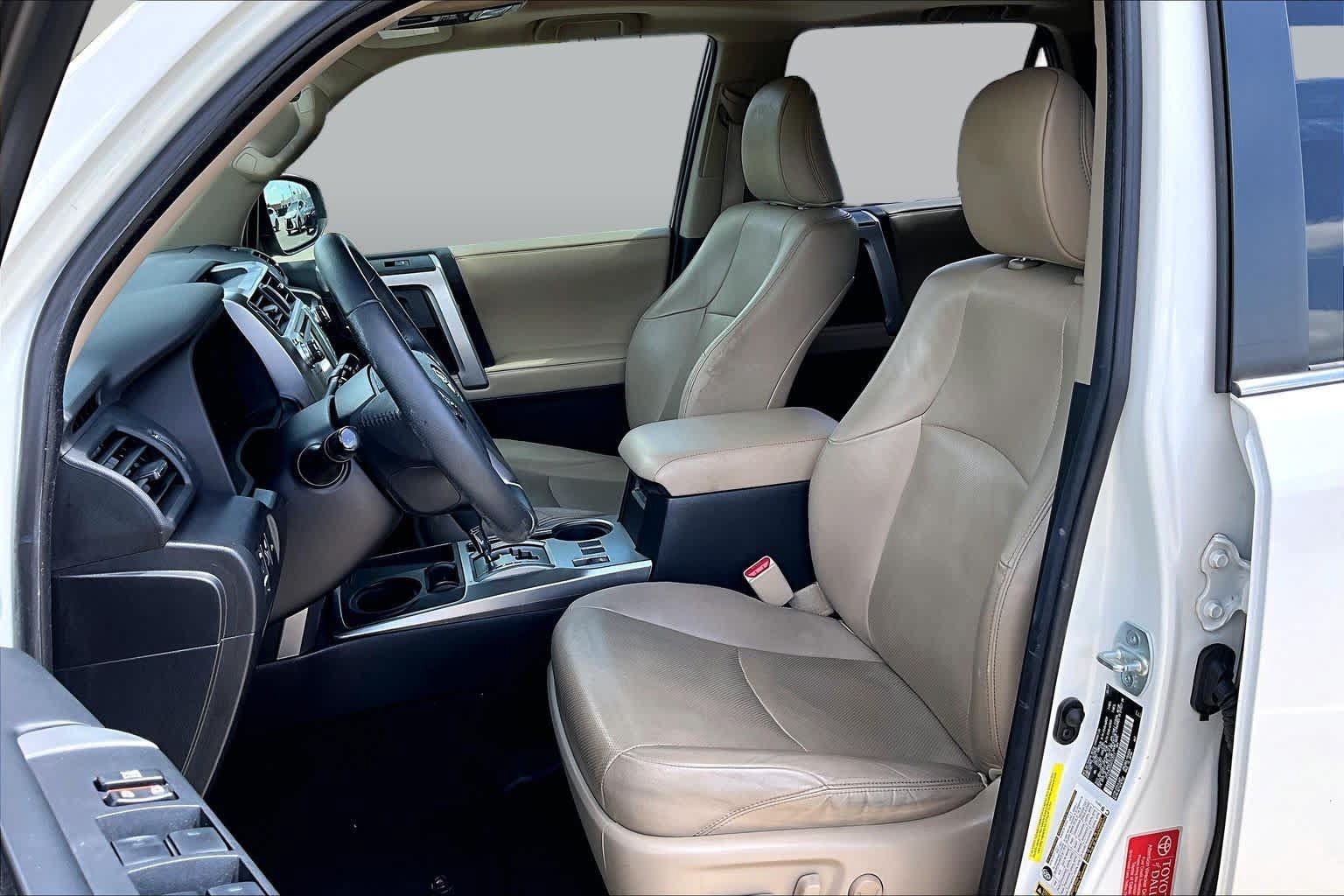 Used 2017 Toyota 4Runner Limited RWD image 8