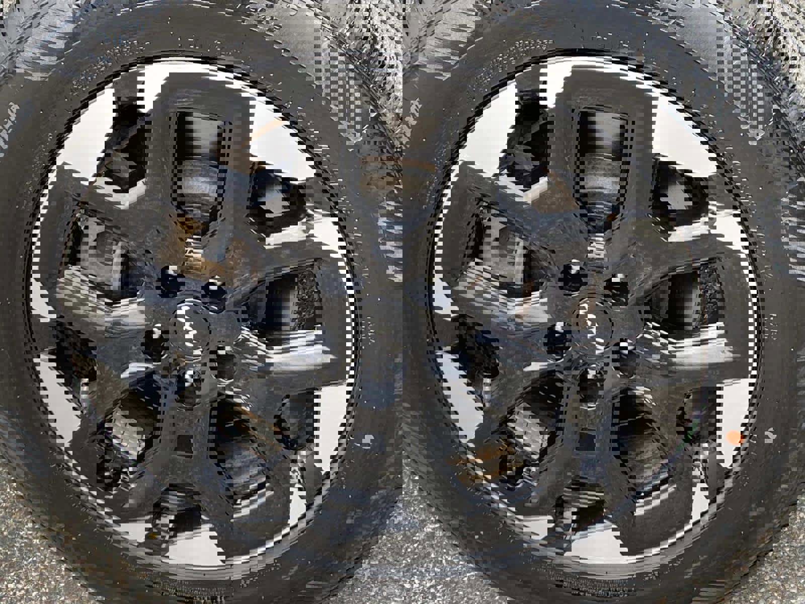 Used 2024 Kia Sorento S image 25