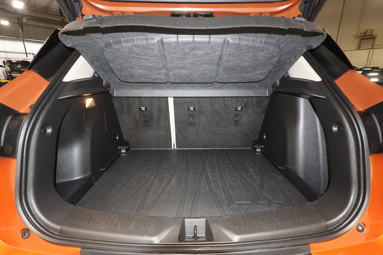 Certified 2023 Buick Encore GX Essence w/ Experience Buick Package image 25