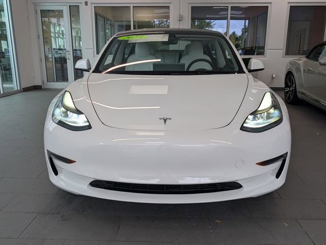 Used 2023 Tesla Model 3 Standard Range RWD image 2