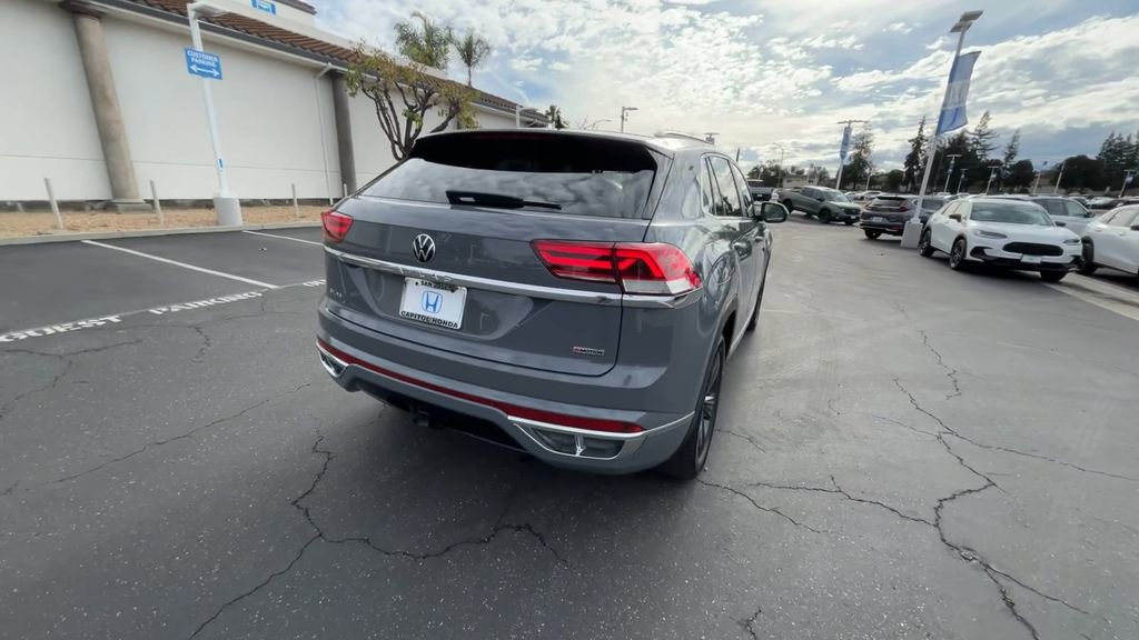 Used 2022 Volkswagen Atlas Cross Sport SEL R-Line image 8