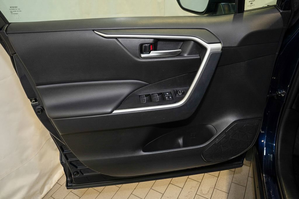 Used 2025 Toyota RAV4 XLE w/ Weather Package image 11