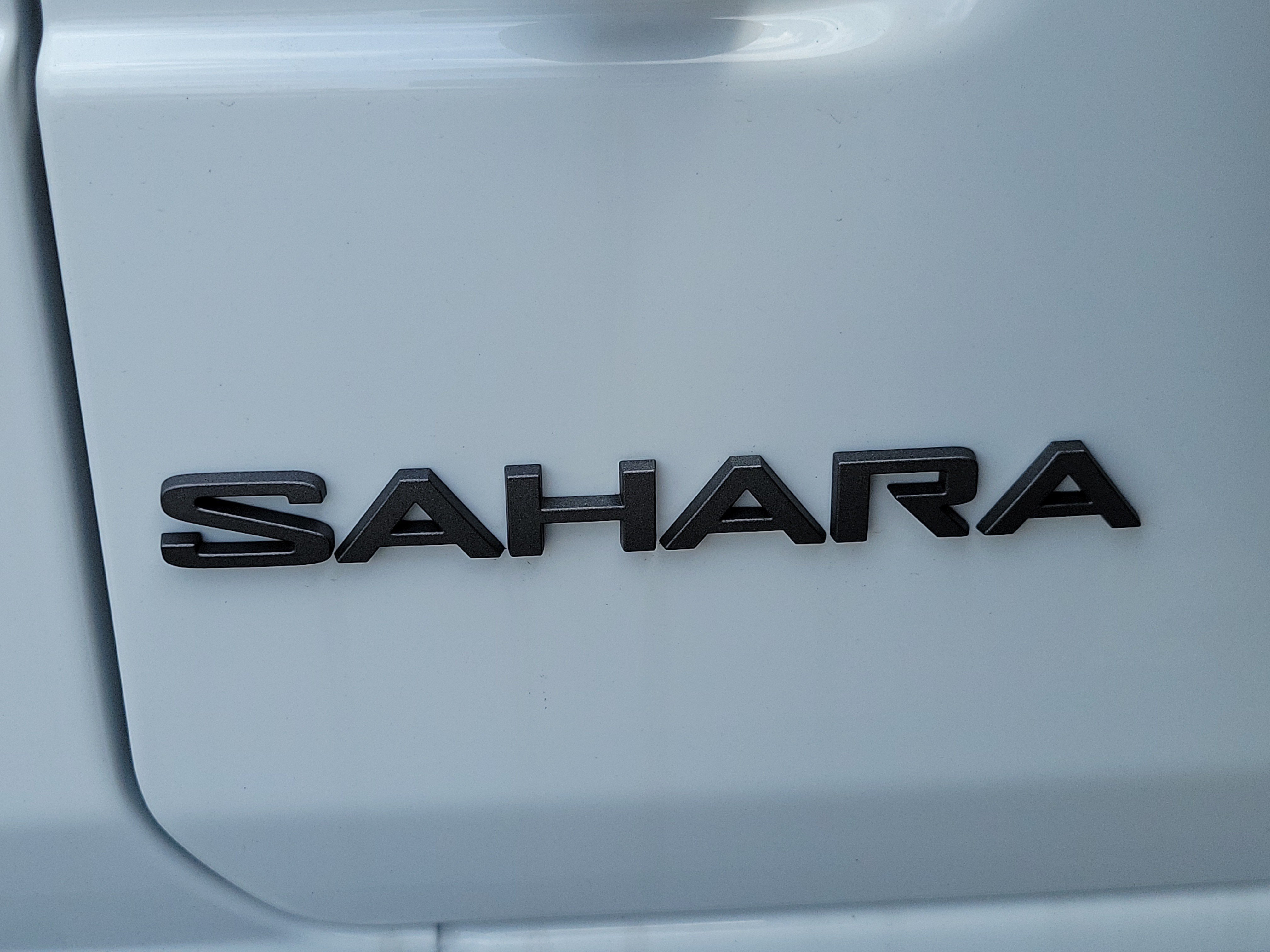 New 2026 Jeep Wrangler Unlimited Sahara AWD/4WD image 6