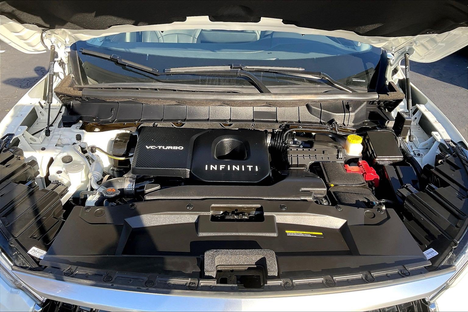Certified 2027 INFINITI QX60 Luxe w/ Cargo Package AWD/4WD image 29
