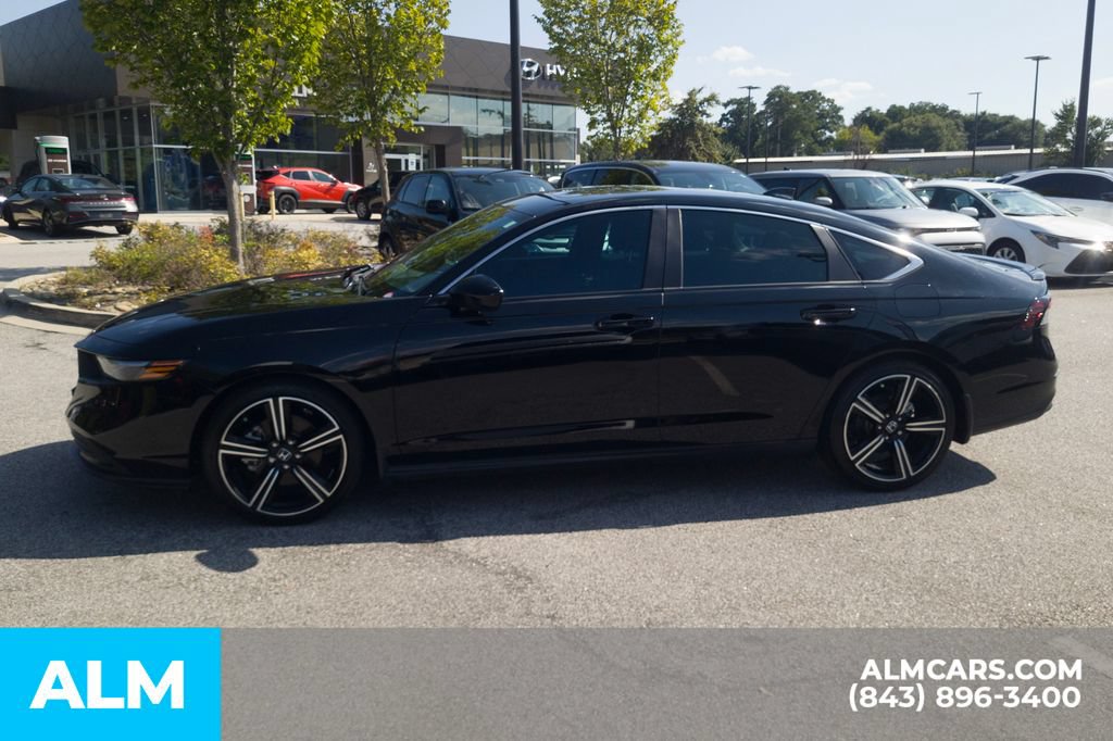 Used 2025 Honda Accord Sport image 10
