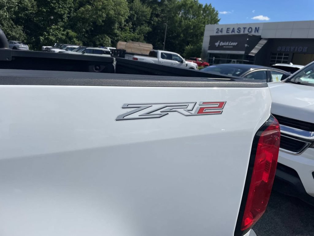 Used 2019 Chevrolet Colorado ZR2 w/ ZR2 Dusk Special Edition AWD/4WD image 13