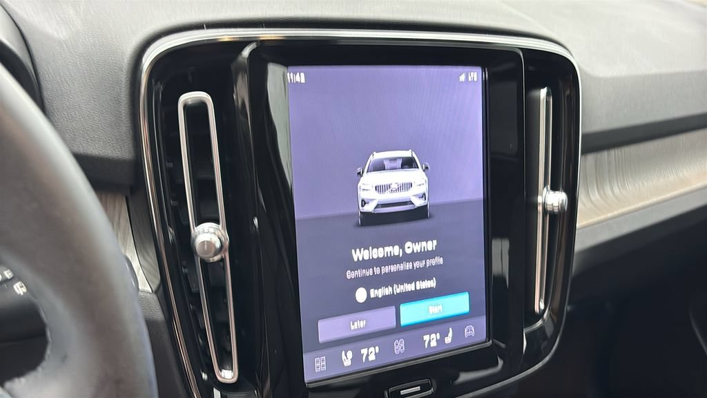 Certified 2024 Volvo XC40 B5 Plus w/ Protection Package Premier AWD/4WD image 22