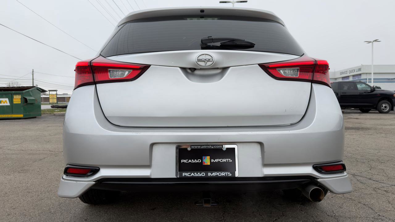 Used 2016 Scion iM image 9