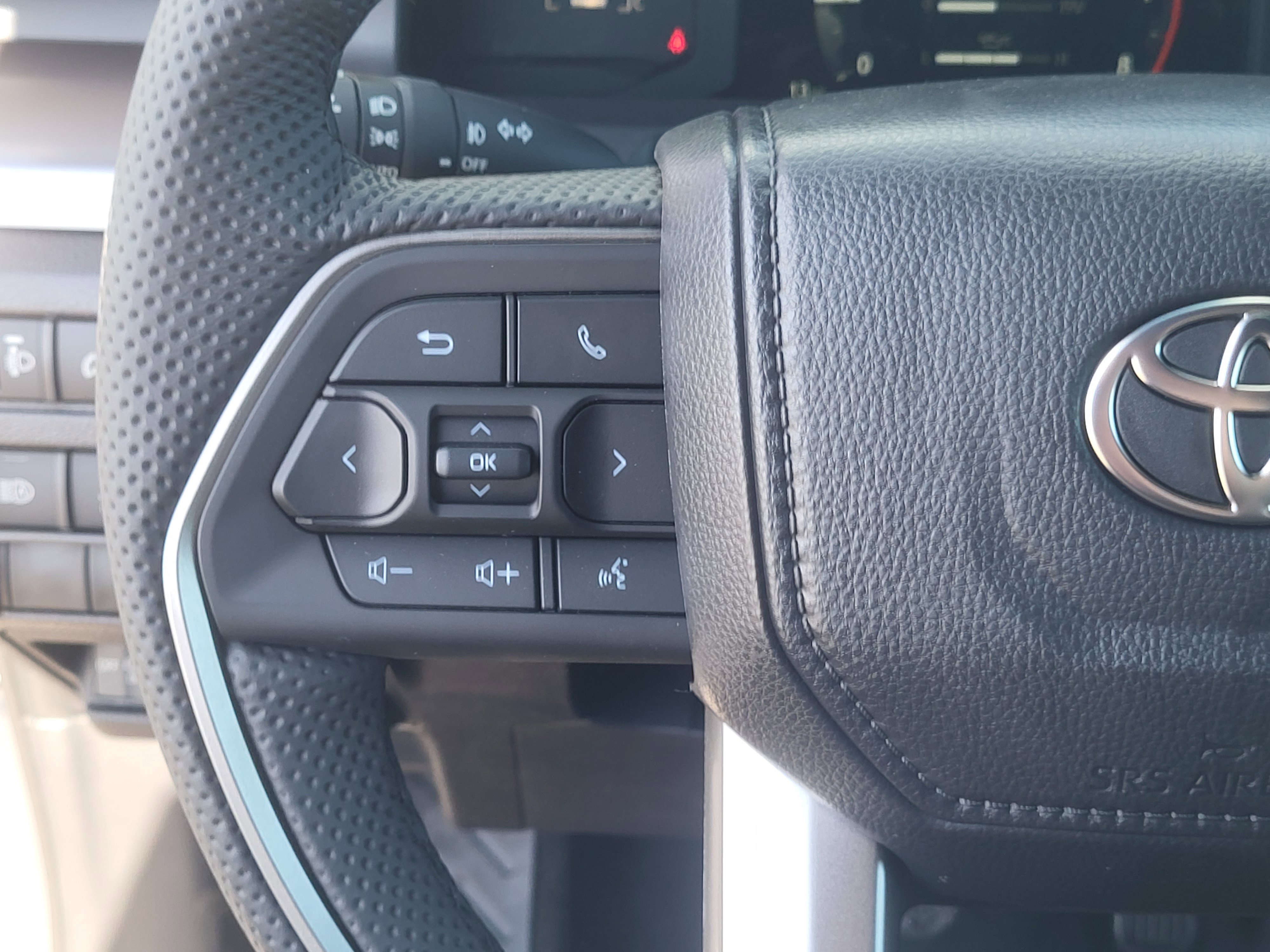 New 2026 Toyota Tacoma SR5 AWD/4WD image 11