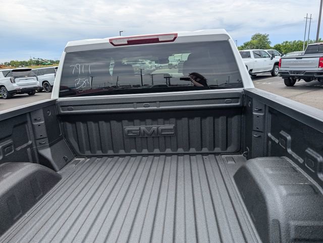 New 2026 GMC Sierra 1500 Elevation w/ Elevation Select Package AWD/4WD image 9
