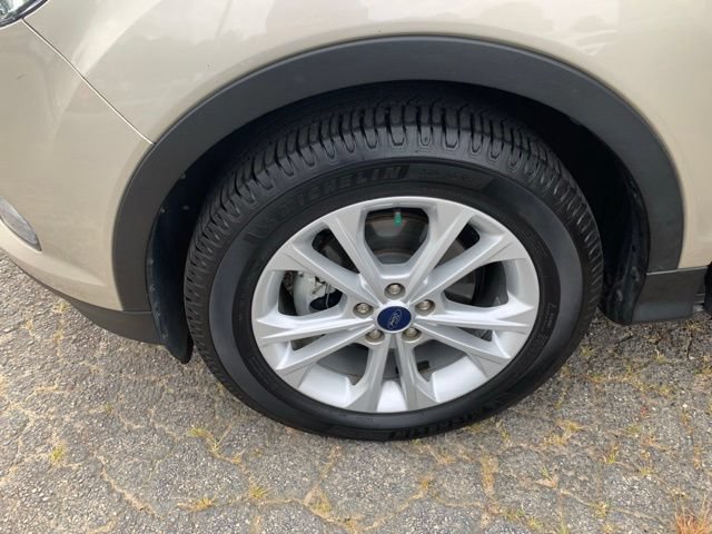 Used 2018 Ford Escape SEL FWD image 40