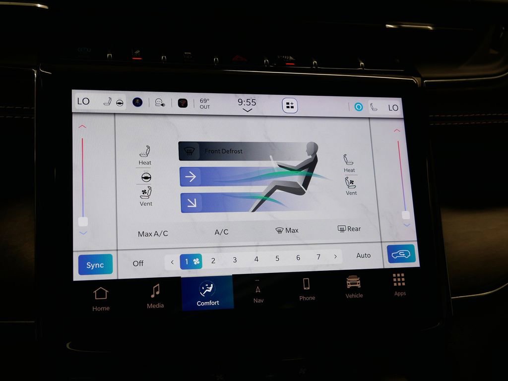 Used 2022 Jeep Grand Cherokee Overland image 36