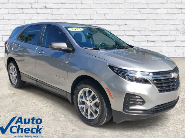 Used 2023 Chevrolet Equinox LS FWD image 5