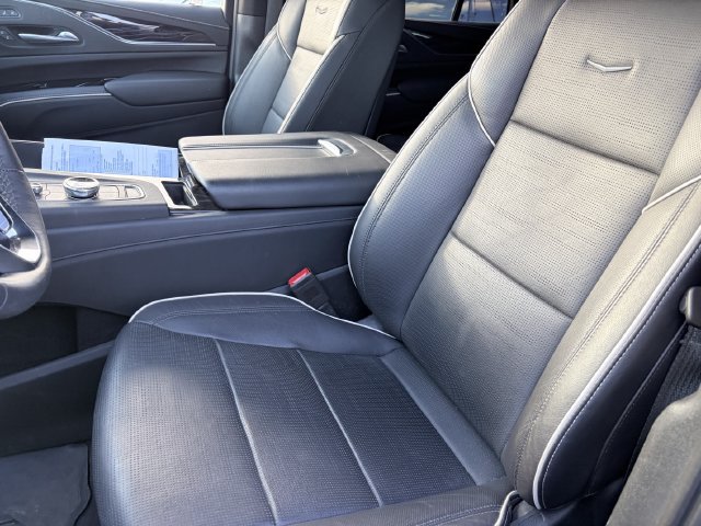 Used 2023 Cadillac Escalade Sport w/ Touring Package AWD/4WD image 7