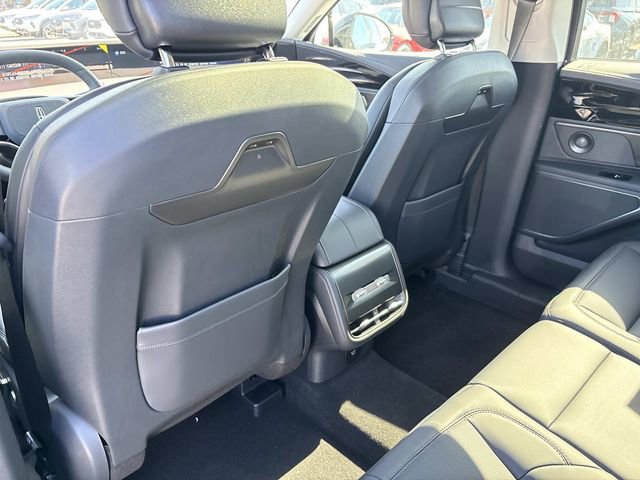 New 2026 Lincoln Nautilus Premier w/ Equipment Group 102A AWD/4WD image 17