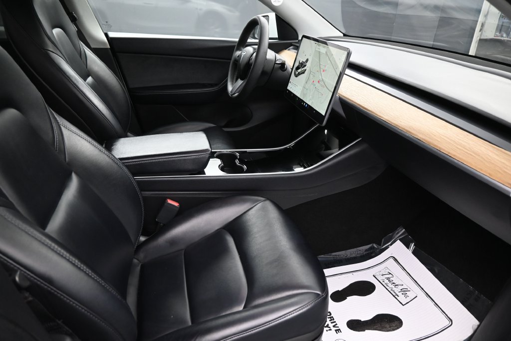 Used 2020 Tesla Model Y Long Range AWD/4WD image 28