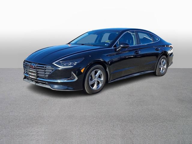 Used 2023 Hyundai Sonata SE w/ Preferred Accessory Package
