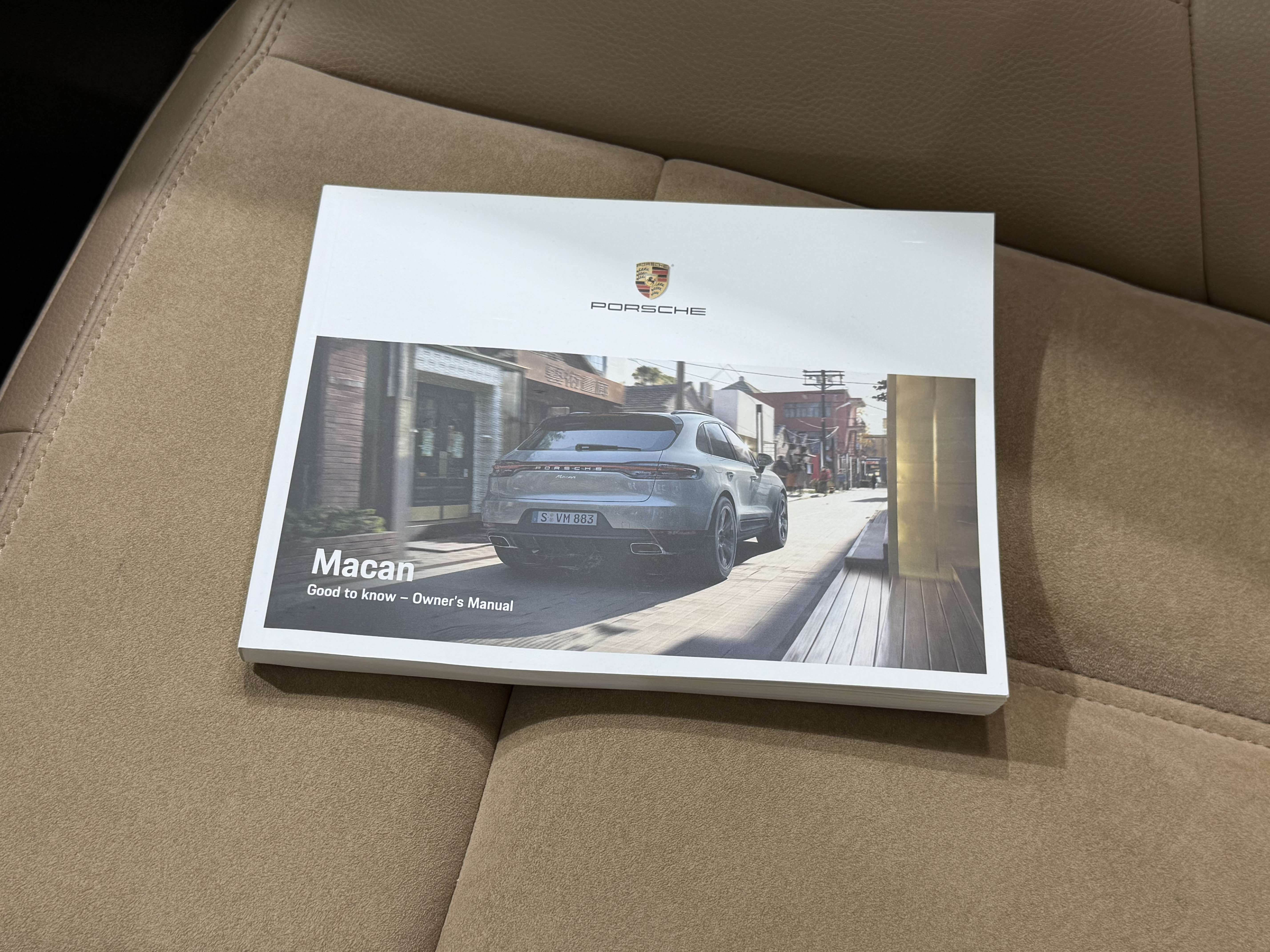 Certified 2021 Porsche Macan AWD/4WD image 55