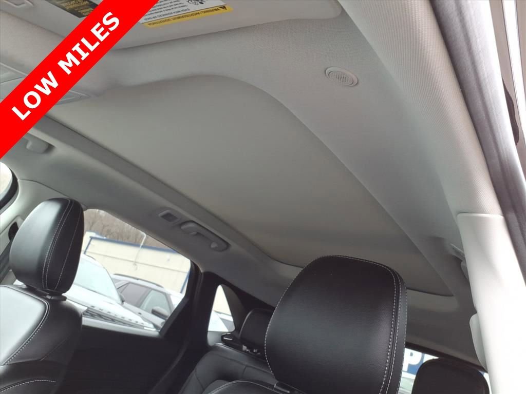 Certified 2022 Ford Escape SEL AWD/4WD image 16