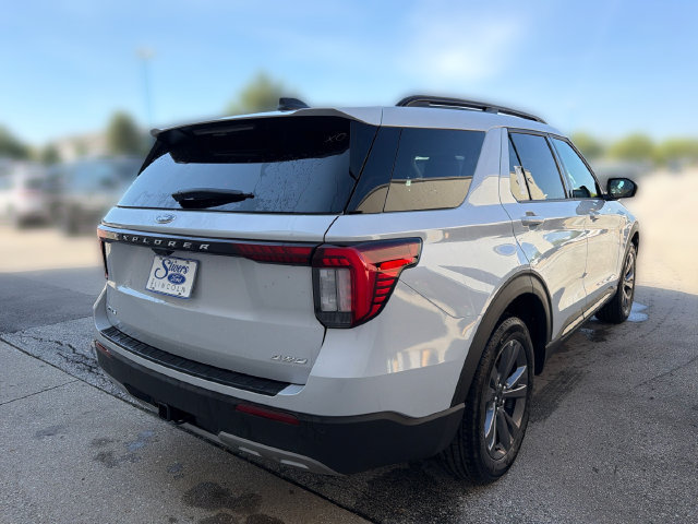 New 2026 Ford Explorer Active w/ Active Comfort Package AWD/4WD image 6