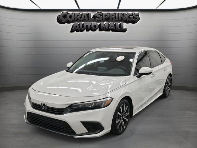 Used 2023 Honda Civic EX image 3