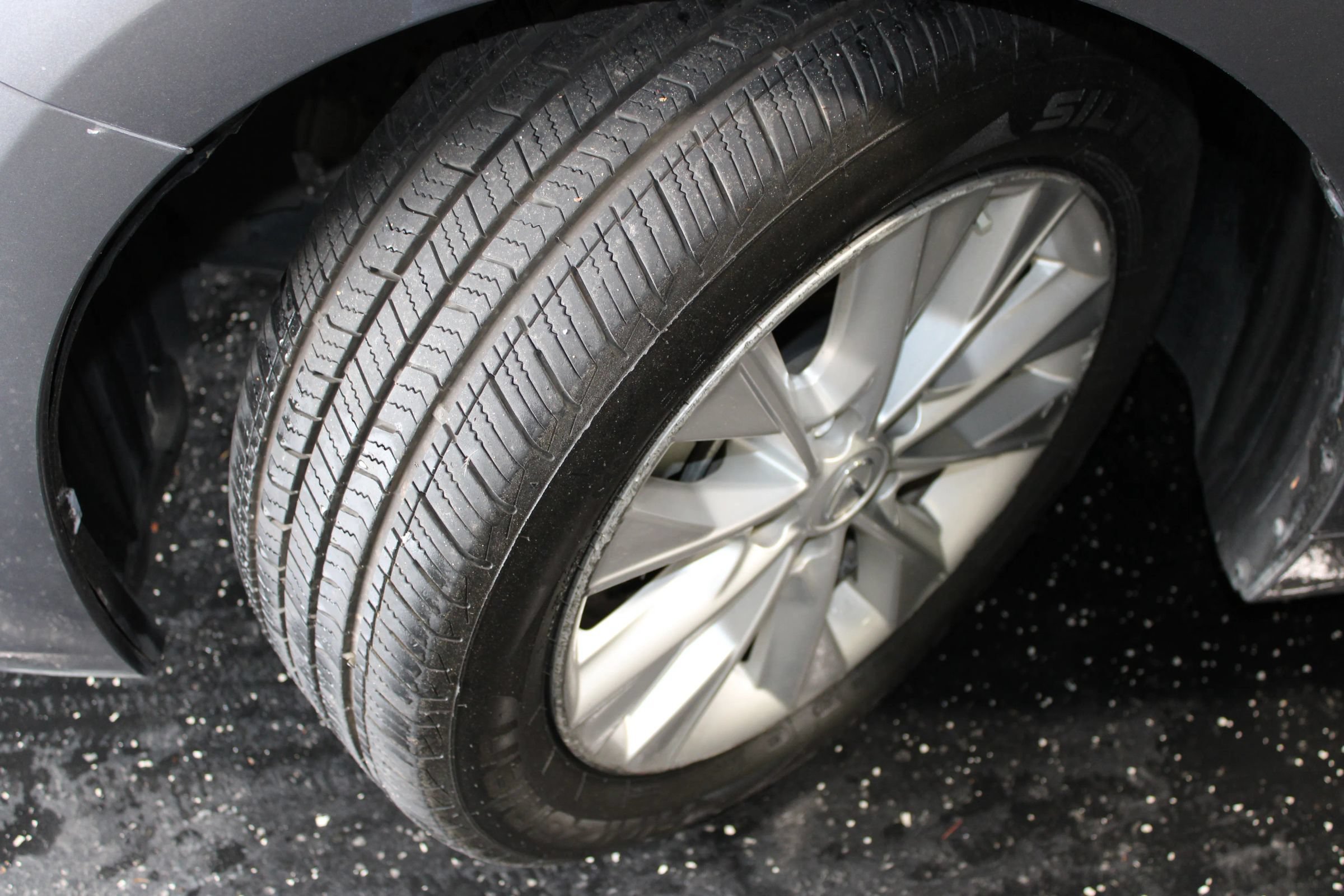 Used 2013 Lexus ES 300h w/ Luxury Pkg FWD image 39