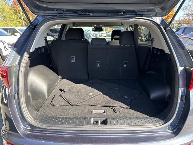 Used 2019 Kia Sportage LX w/ Option Group 017 FWD image 12