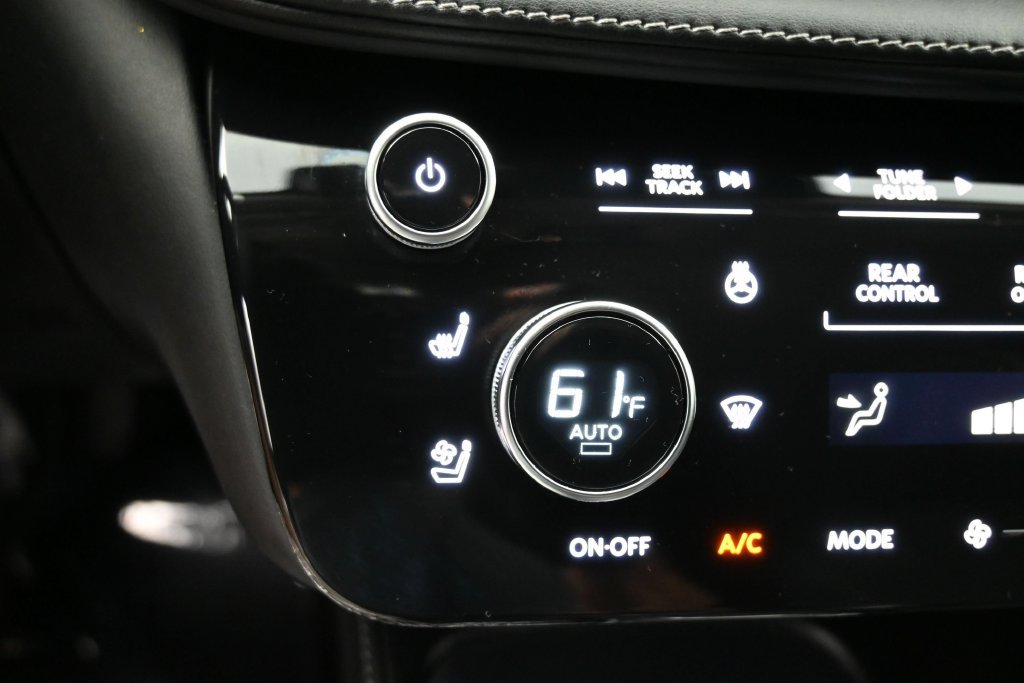 Used 2023 INFINITI QX60 Luxe w/ Cargo Package FWD image 14