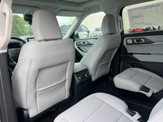 New 2026 Ford Explorer Platinum w/ LUX Leather Package AWD/4WD image 44