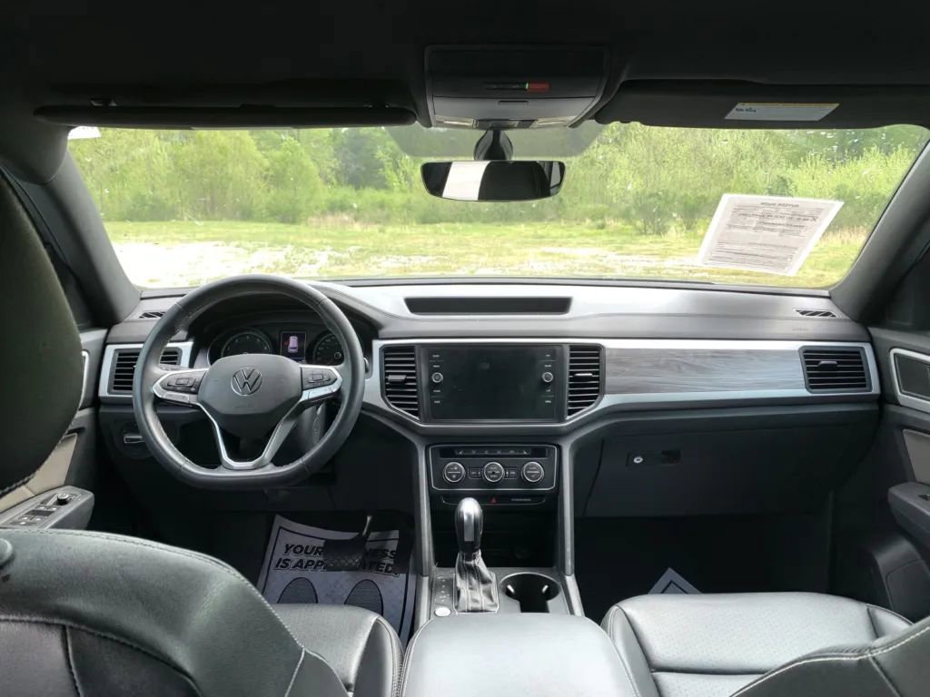 Used 2021 Volkswagen Atlas Cross Sport SE image 10